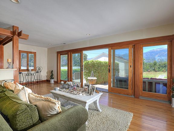 3rd image of 3644 San Gabriel Ln