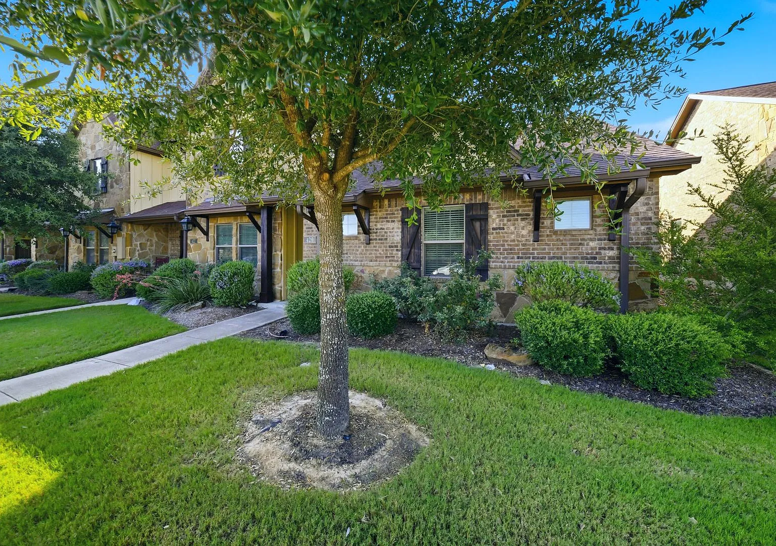 429 Momma Bear Drive — Photo 3