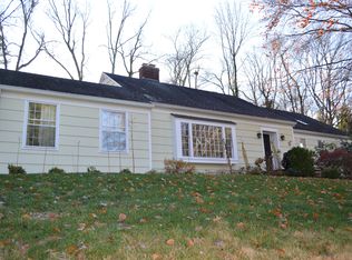 21 Warwick Rd, Chatham, NJ 07928