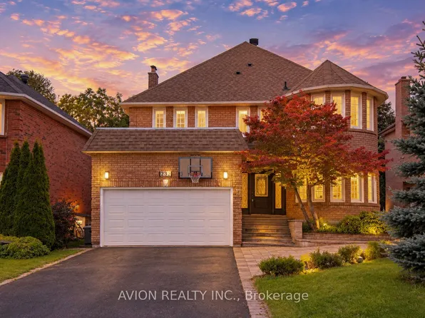 232 Green Ln, Markham, ON L3T 7H7