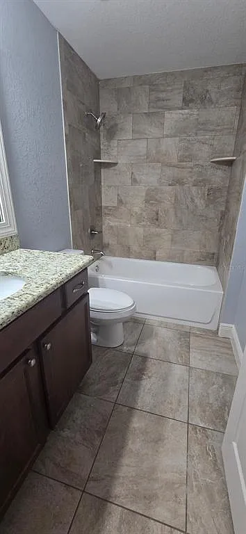 3 bed, 2.0 bath, 1440 sqft, $1,745 — Photo 4