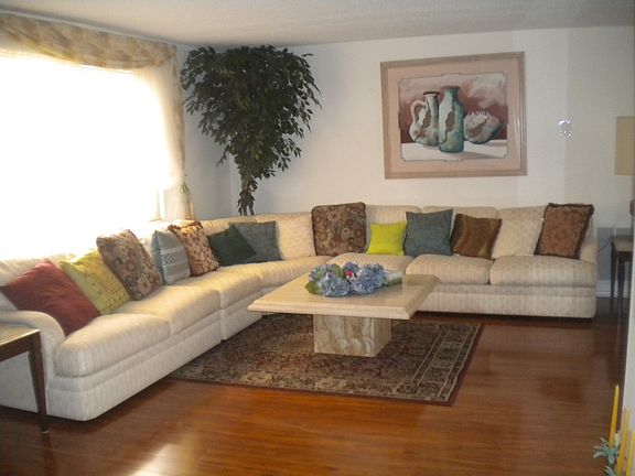 2nd image of 3315 Jackson Dr.