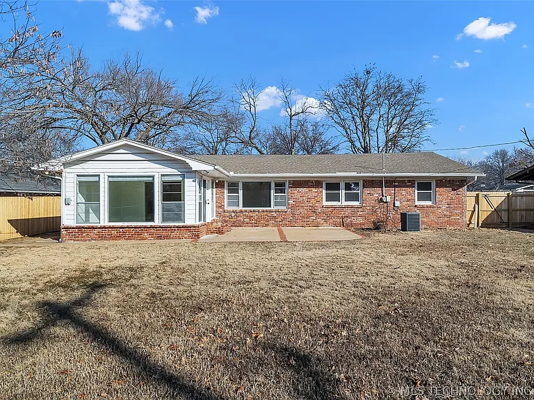 3844 E 56th Pl — Photo 26
