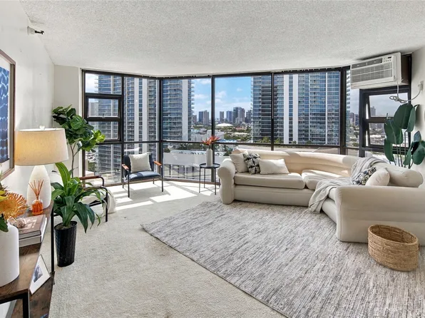 930 Kaheka St APT 2302, Honolulu, HI 96814