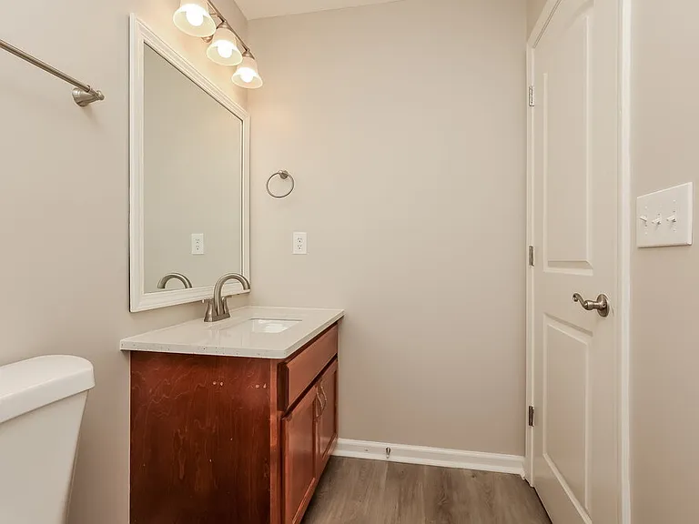 318 Gallop Ln — Photo 15