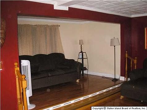 5th image of 180 Lake Ave