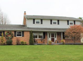 3212 Lexington Dr, New Castle, PA