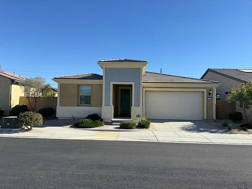 1st image of 39912 Felicita Pkwy