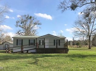 1941 Rooks Cir, Cottondale, FL 32431