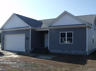 24633 Hollytree Cir, Georgetown, DE 19947