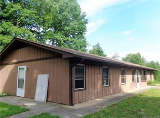 196 Miller Rd, Marshall, NC 28753