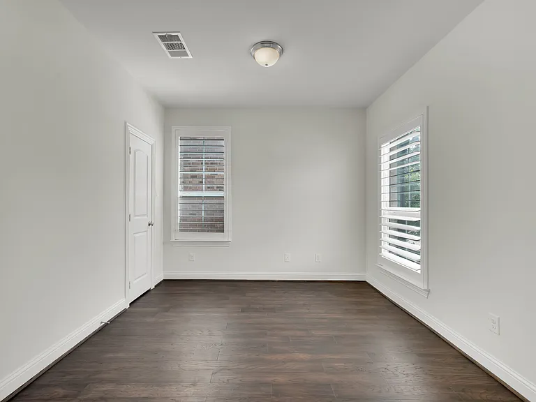 310 Myrtle Beach Dr — Photo 18