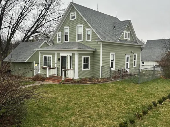 227 Center St, Stanton, IA 51573