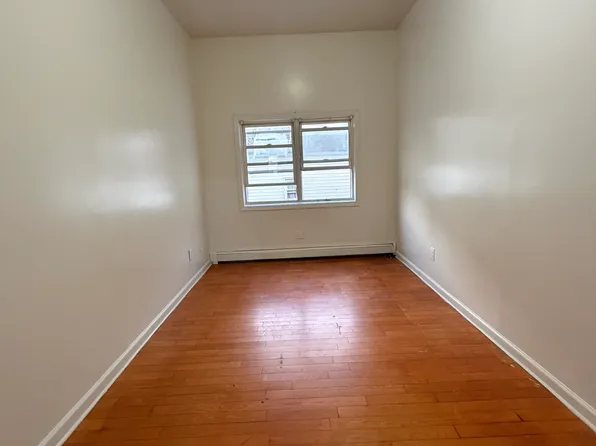 (undisclosed Address), Jamaica, NY 11435