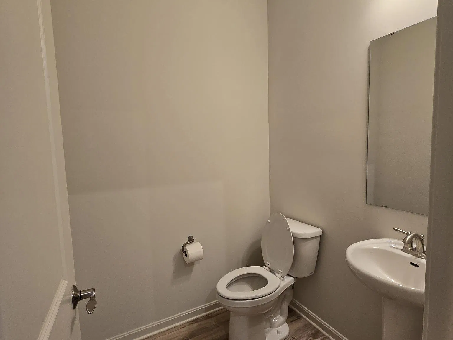 4 bed, 2.5 bath, 2265 sqft, $2,665 — Photo 4