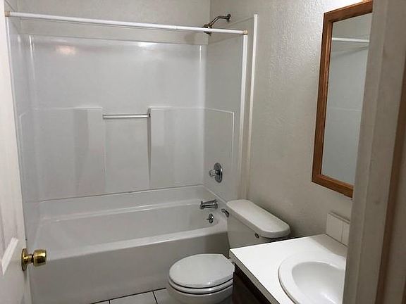 4th image of 12602 NE 118th St APT 3