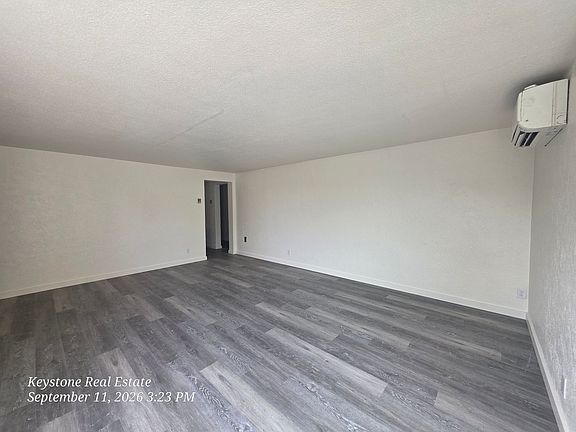 3rd image of 2710 Lincoln St