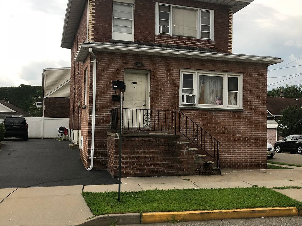 1st image of 700 New York Ave
