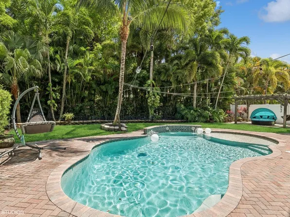 6672 Hannah Cove, West Palm Beach, FL 33411