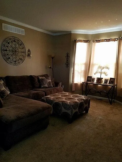 4 bed, 2450 sqft, $3,195 — Photo 3