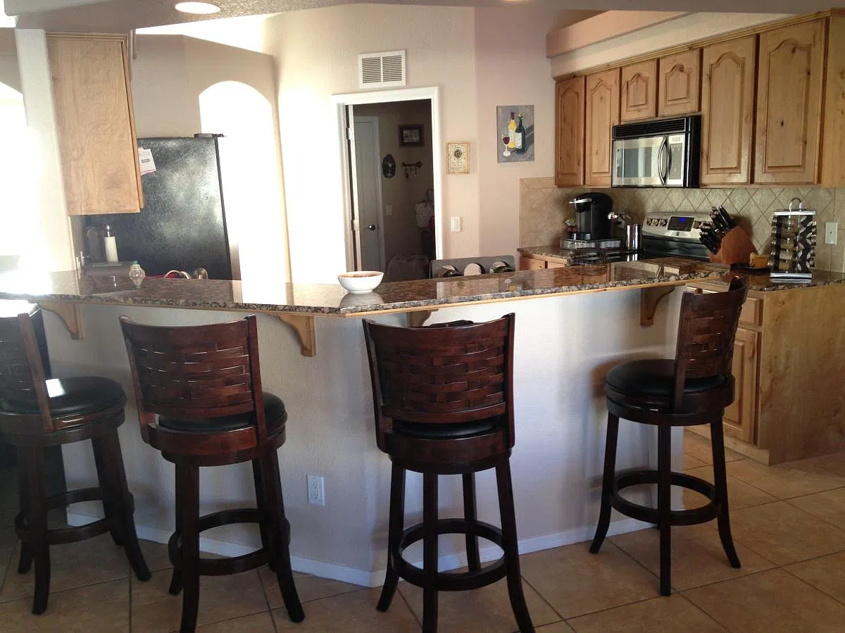 3 bed, 1592 sqft, $2,300 — Photo 4