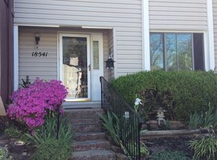 18541 Eagles Roost Dr, Germantown, MD 20874