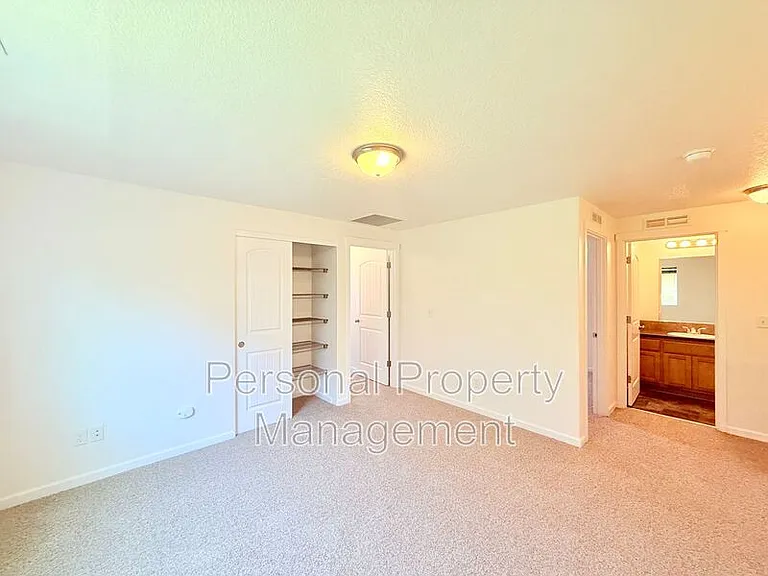 1200 SE 7th St — Photo 14