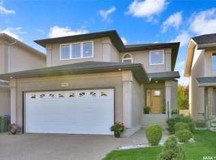 7043 Wascana Cove Drive, Regina, SK S4V 3E9