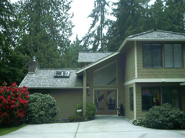House front with french door entry