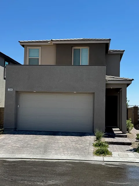 4 bed, 2150 sqft, $3,695 — Photo 2