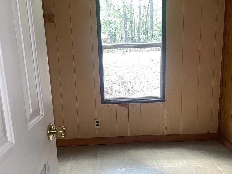 1118 Apple Ln — Photo 4