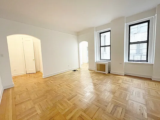 Rented by Rachel Realty | media 12