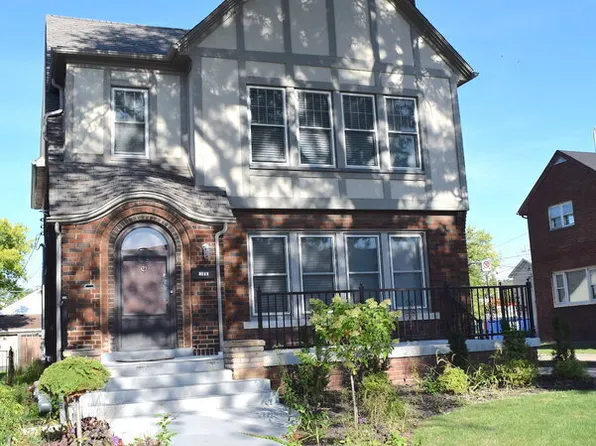 1652 Victoria Ave, Windsor, ON N8X 1P7