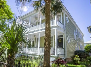 142 Fishburne St, Charleston, SC 29403
