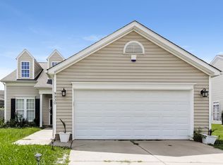 9930 Sweet Plum Dr, Charlotte, NC 28215