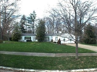 649 Perkins Jones Rd, Warren, OH 44481