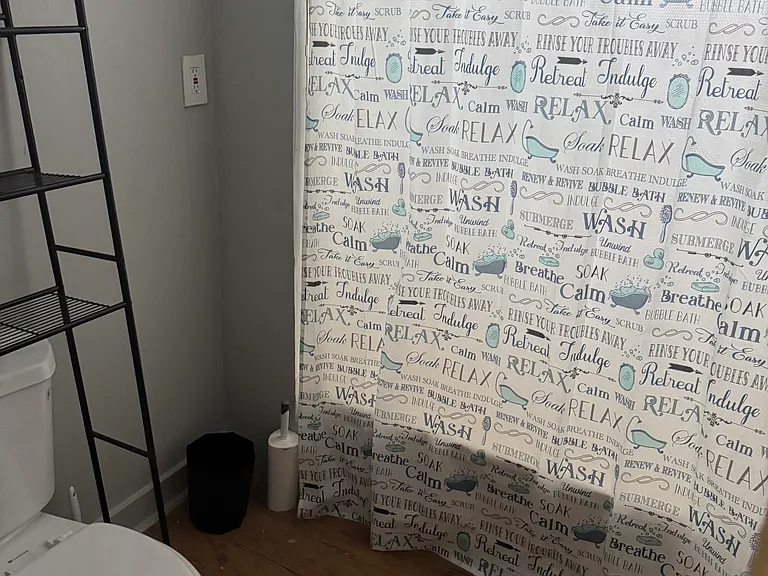 12517 Edmonton Ave #3 — Photo 2