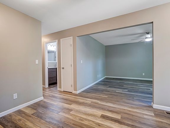 5th image of 1321 Rudy Dr #A