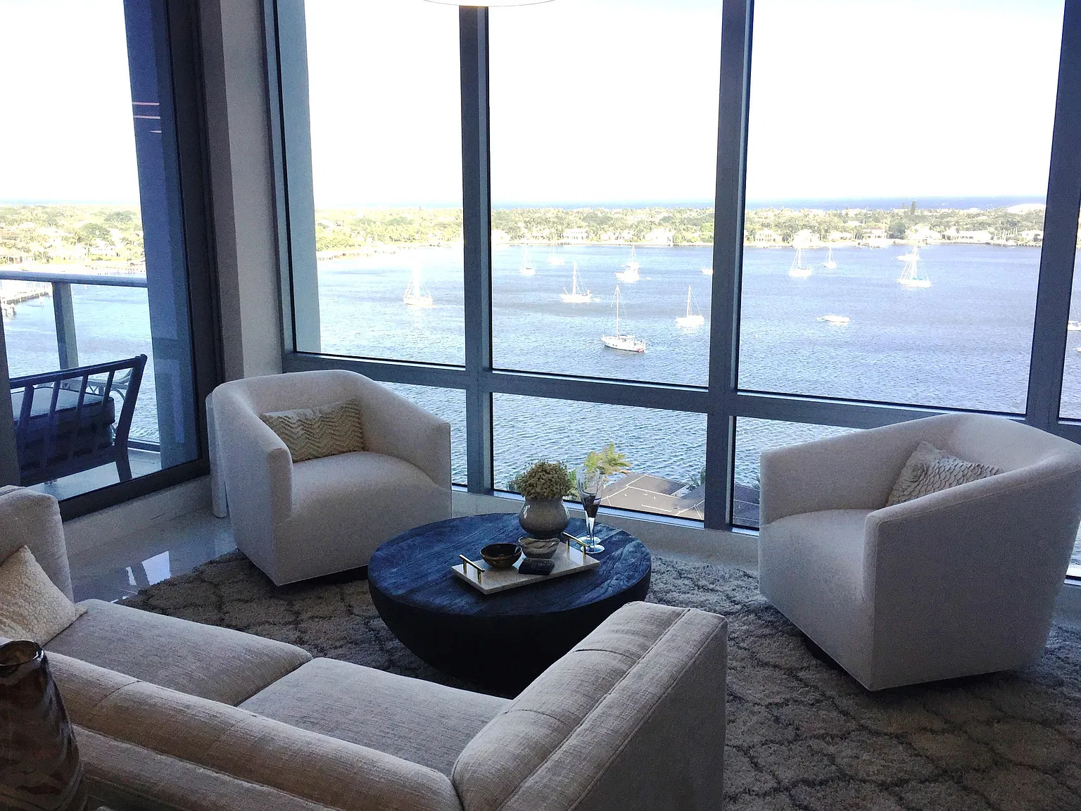 1 Water Club Way — Photo 1
