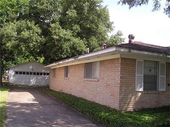4th image of 6914 Heron Dr