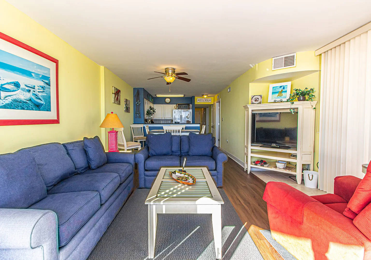 Amazing Views Oceanfront 3 Bedroom 2 Bath Condo! Palms 401 — Photo 4