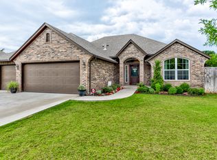 12011 Hidden Run Rd, Guthrie, OK 73044