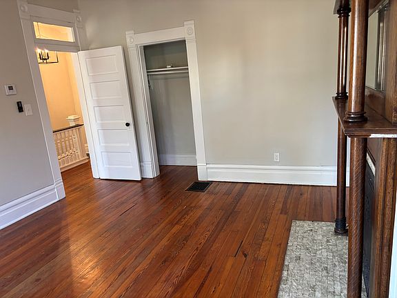 5th image of 131 Wilson Ave