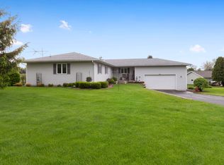 W5117 Hares Foot Rd, Elkhorn, WI 53121
