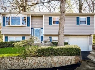 7 Prospect Pl, Suffern, NY 10901