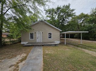 207 Roundtree St, Statesboro, GA 30458