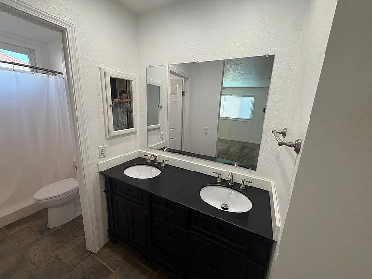 1118 Zircon St — Photo 20