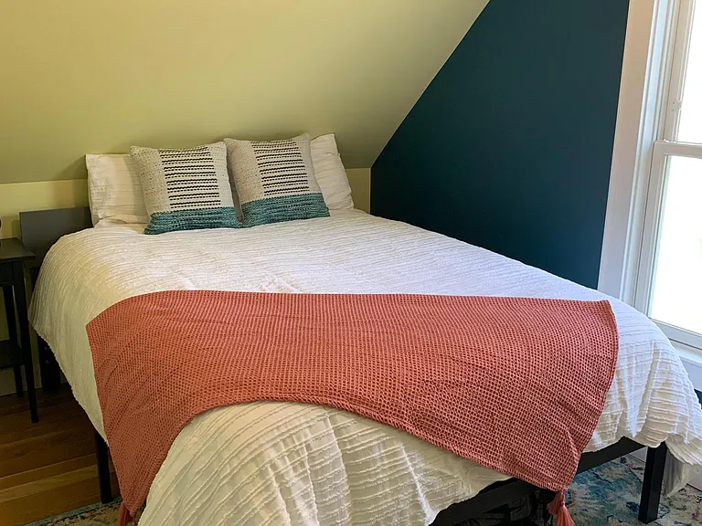 Second bedroom