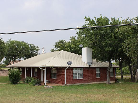 3rd image of 103 River Lake Drive