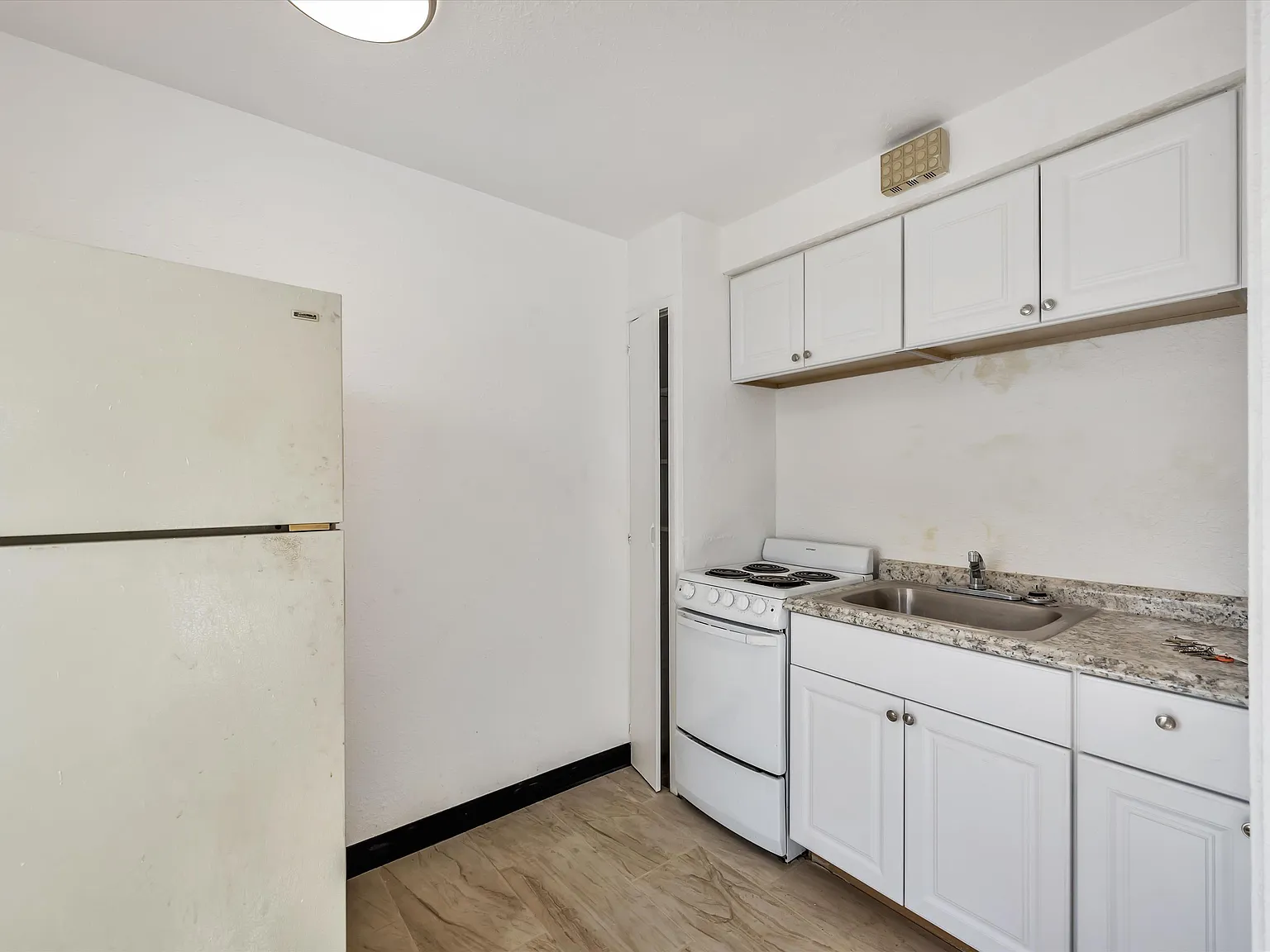 1 bed, 675 sqft, $1,700 — Photo 4